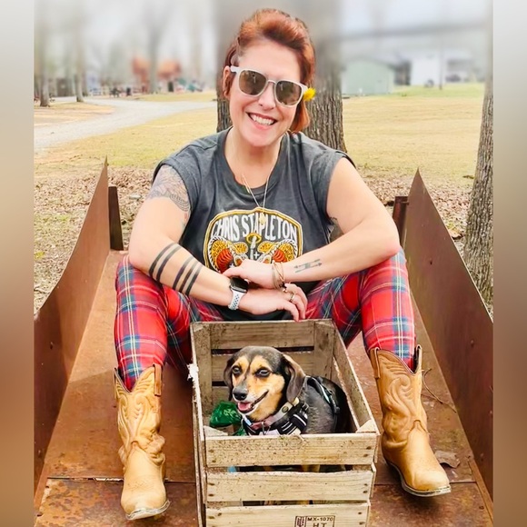 Meet your Posher, Kari - Picture 3 of 6